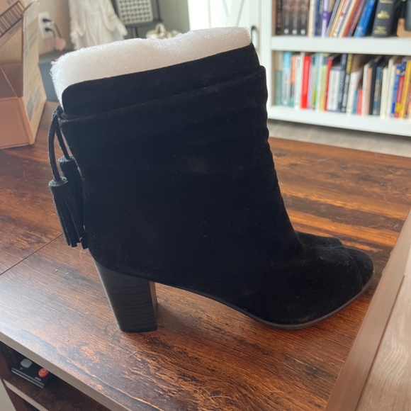 Black open toe heels - NEW never worn - Picture 4 of 8